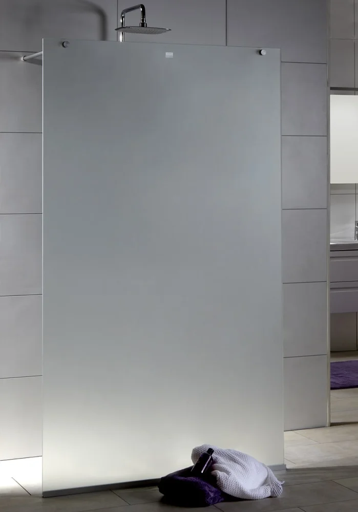 Noro Frost dusjvegg, 115 cm, frostet glass, aluminium profil | 2045